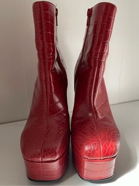 Aldo Red Croc-Embossed Platform Ankle Boots